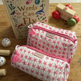 TWIZZELL - QUILTED WASH BAG - PINK STARS